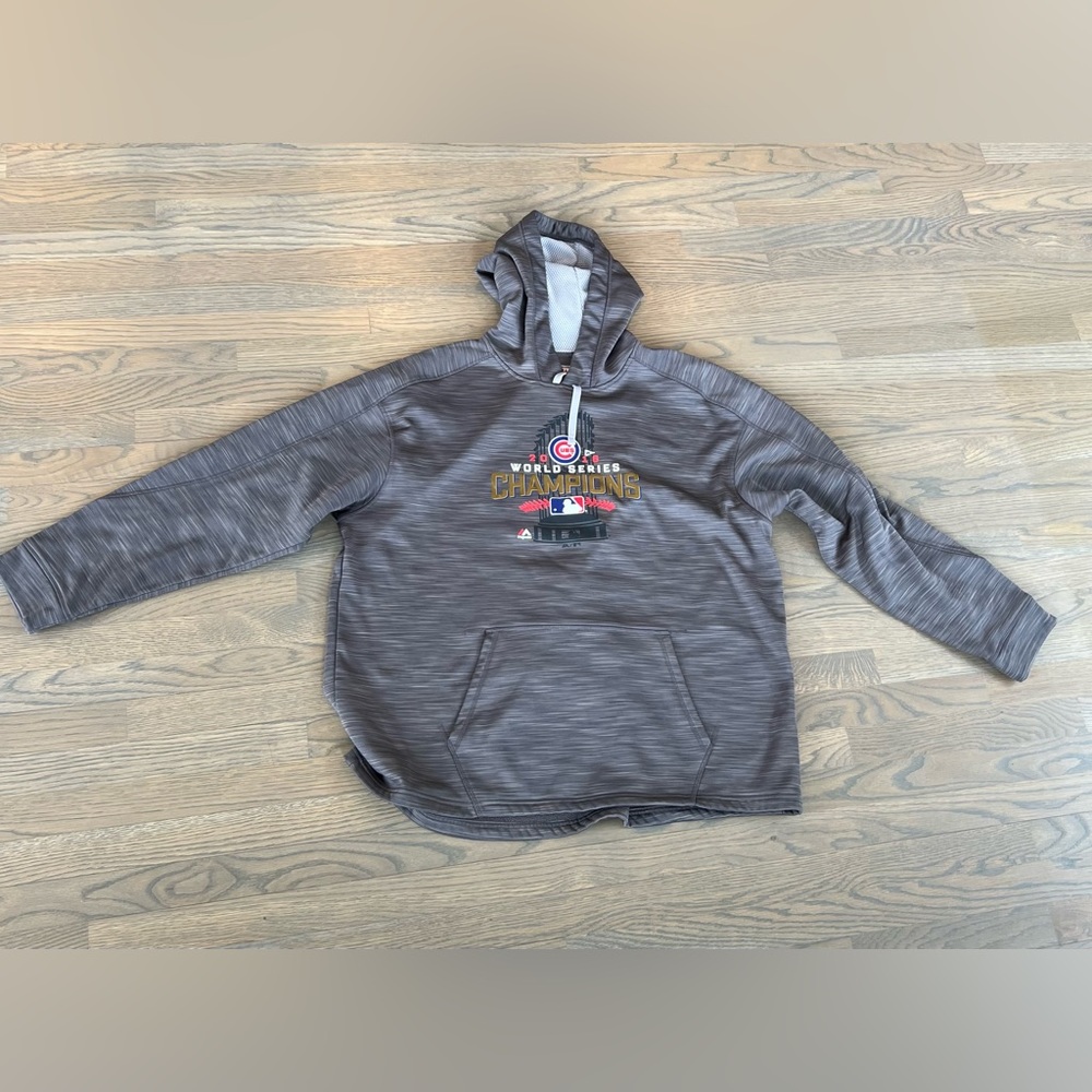 men’s chicago cubs world series sweatshirt